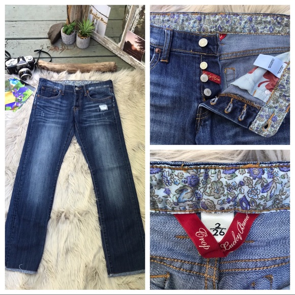Lucky Brand Denim - ☽ Vintage Lucky Brand Crop Button Fly’s ☽